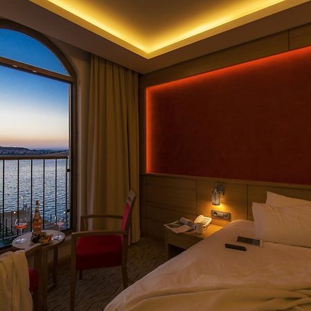 Bacacan Otel Айвалик Екстер'єр фото